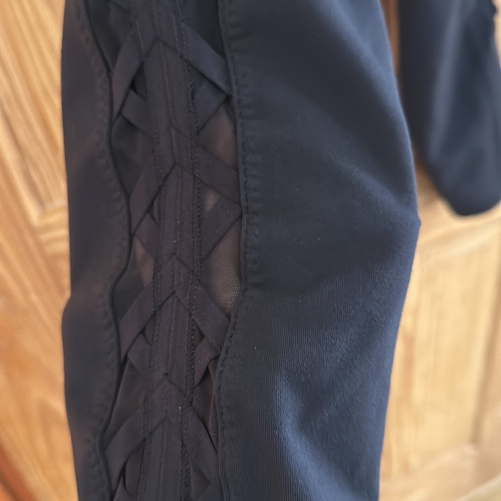 Lululemon High Times Rhythm Leggings High Waisted Black ~ 8 - Picture 6 of 11